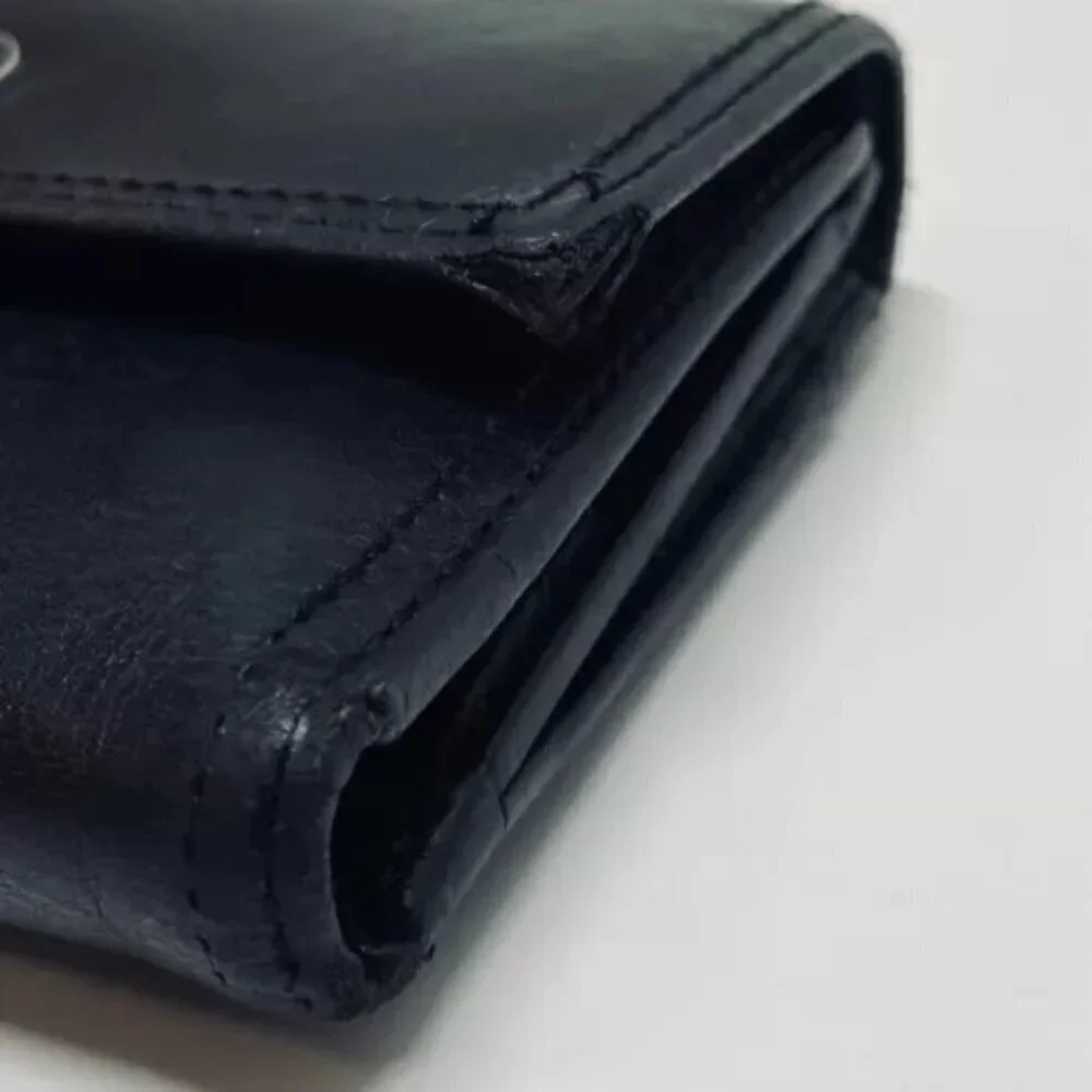 Coach Women's Black Leather Trifold Wallet Snap Front Medium Size Good Condition
